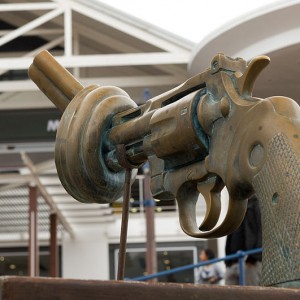 The sculpture of the Knotted Gun at the V & A Waterfront, Cape Town - Photo by Kirsten Wilkens